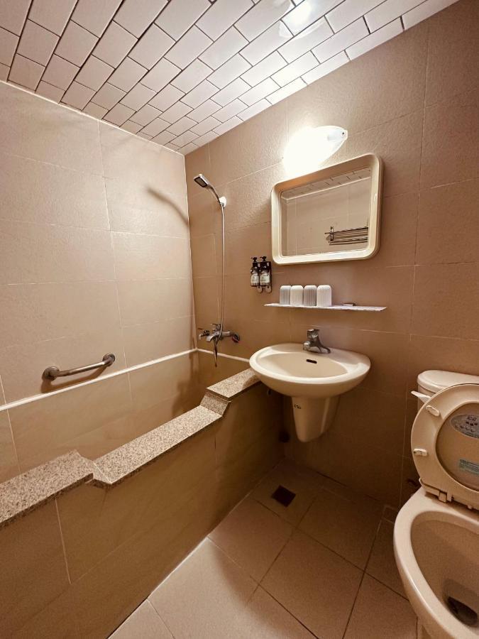 Ming Ren Hotspring Hotel Jiaoxi Zewnętrze zdjęcie