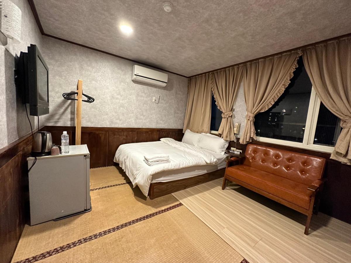 Ming Ren Hotspring Hotel Jiaoxi Zewnętrze zdjęcie